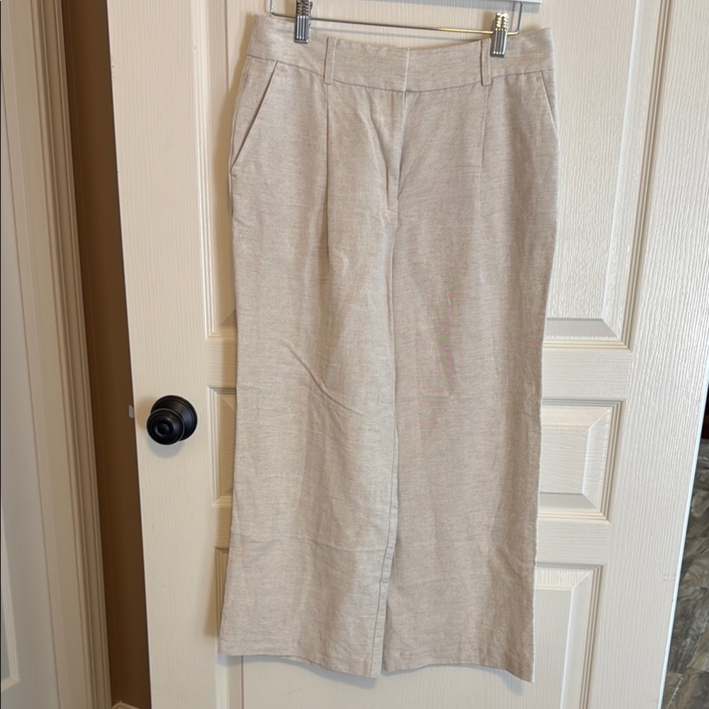 LOFT Tan Cream Ankle Cropped Pants